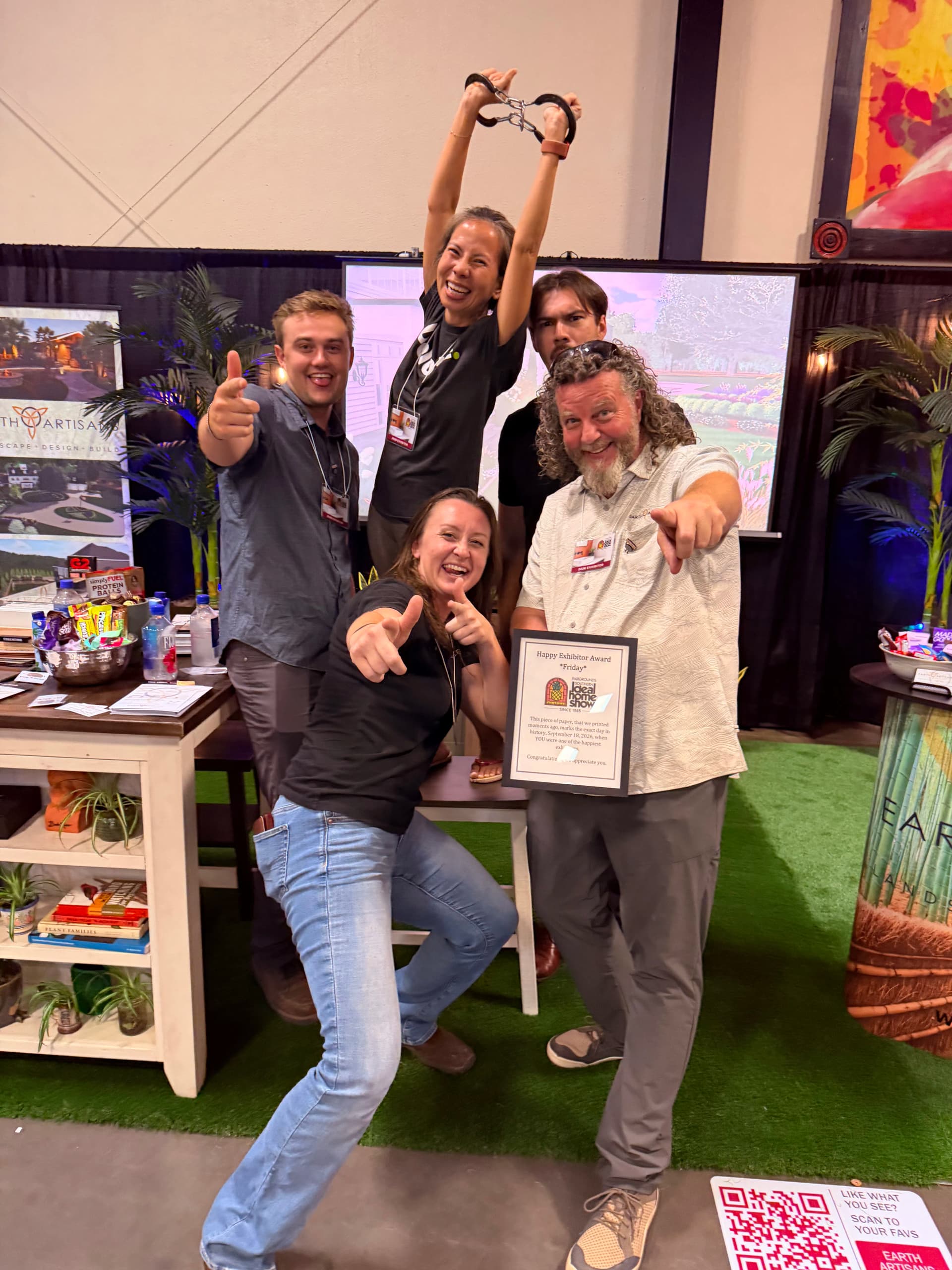 Earth Artisans Wins Happy Exhibitor Award at the Southern Ideal Home Show image