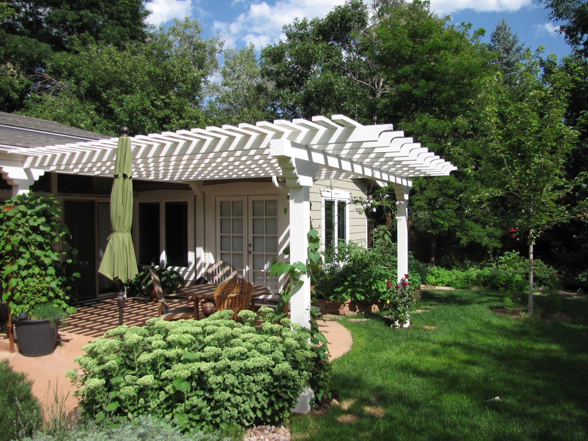 Project Creating Outdoor Serenity with Earth Artisans image